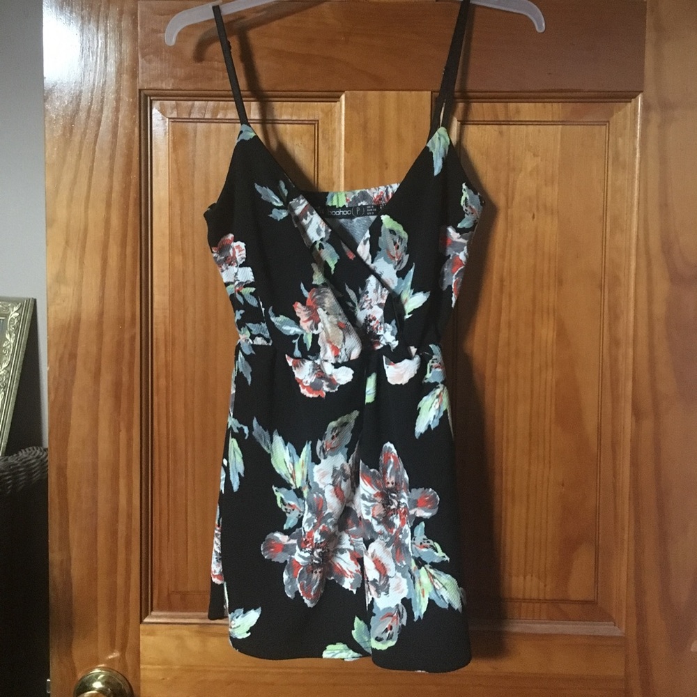Flower patterned romper